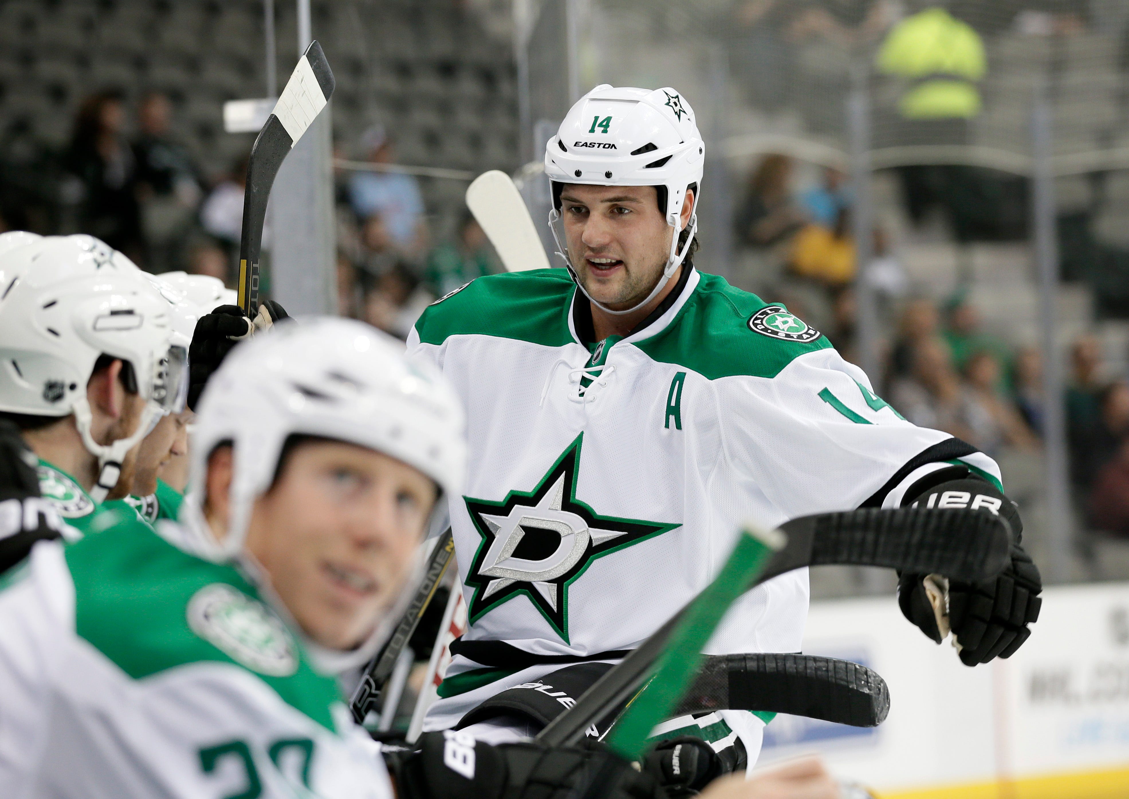 jamie benn captain jersey